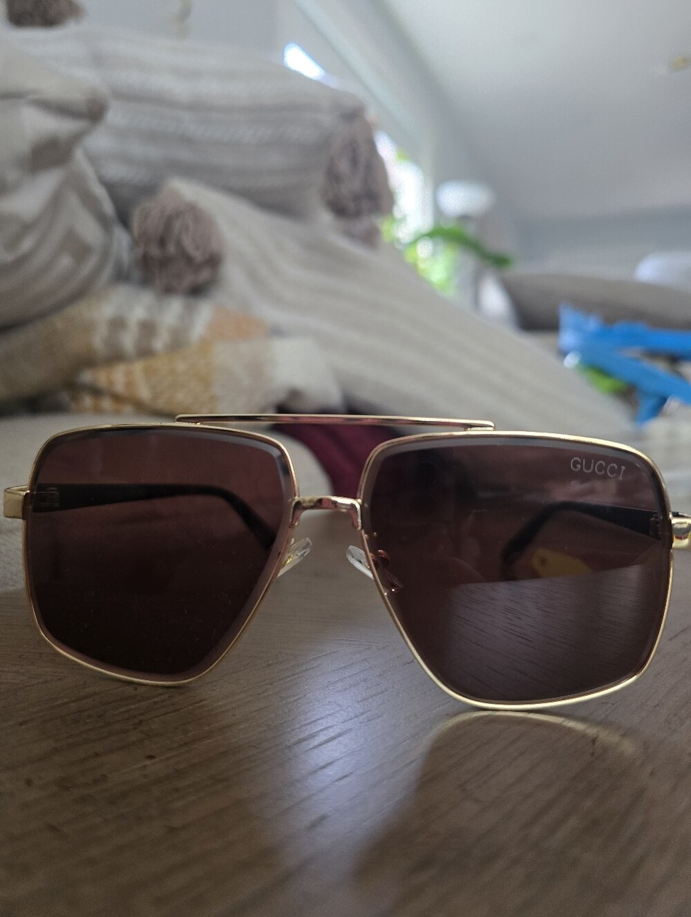 Womenās Gold Frame Sunglasses with Brown Lenses